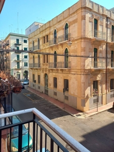 Quadrilocale in Via Temenide, Taranto, 1 bagno, 77 m², 1° piano