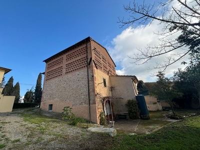Terratetto - terracielo a Volterra, 7 locali, 1 bagno, posto auto