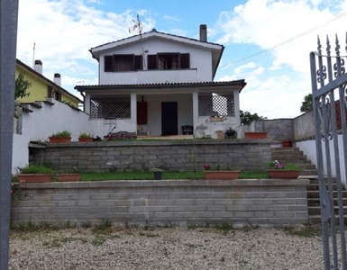 Villa in Via Cavallo Morto 5, Anzio, 5 locali, 2 bagni, 124 m²