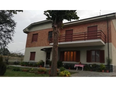 Villa in vendita a Pecetto di Valenza, Frazione Pellizzari