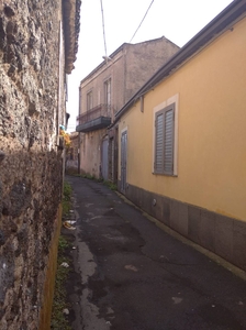 Casa singola in Vico Malizia 7 a San Pietro Clarenza