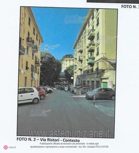 Appartamento in Vendita in Via Adelaide Ristori 8 a Genova