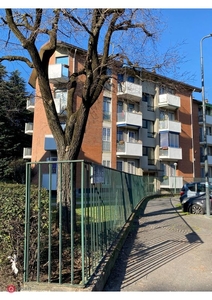 Appartamento in Vendita in Via Alessandro Mazzucotelli 5 a Milano