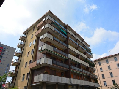 Appartamento in Vendita in Via Asiago 6 a Milano