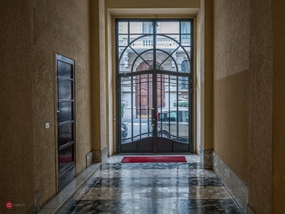 Appartamento in Vendita in Via Carlo Goldoni 44 a Milano