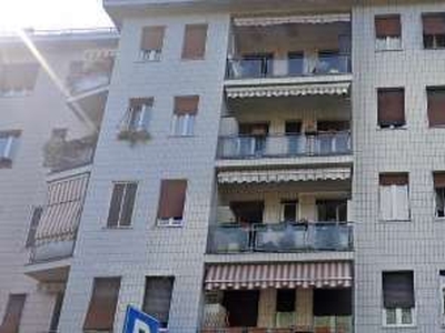 Appartamento in Vendita in Via Cesare Brivio 15 a Milano