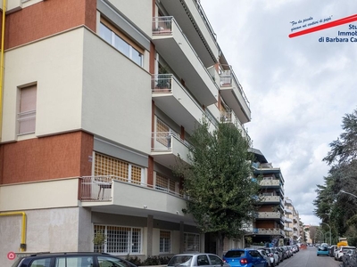Appartamento in Vendita in Via dei Giuochi Istmici a Roma
