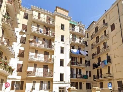 Appartamento in Vendita in Via Enrico Porro 1 a Genova