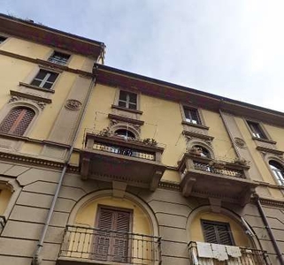Appartamento in Vendita in Via Felice Casati 22 a Milano