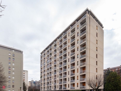 Appartamento in Vendita in Via Giovanni Segantini 104 a Torino