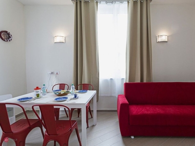 Appartamento in Vendita in Via Milano 43 a Genova