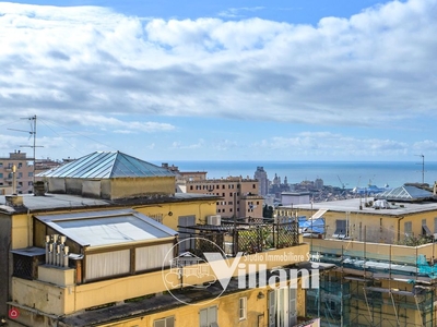 Appartamento in Vendita in Via Oberto Cancelliere a Genova