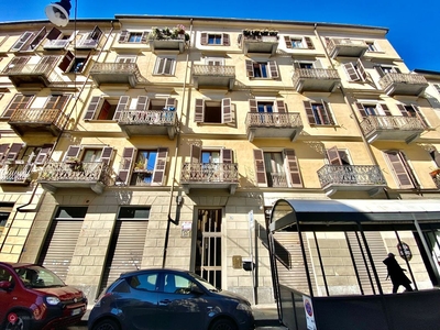 Appartamento in Vendita in Via Sant'Anselmo 36 a Torino