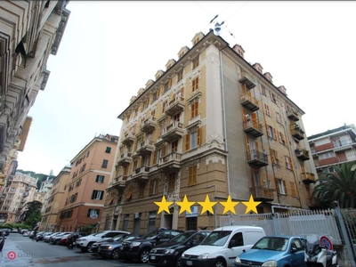 Appartamento in Vendita in Via Teodosia a Genova