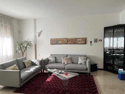 Appartamento in Via Delle Tuberose, Milano (MI)