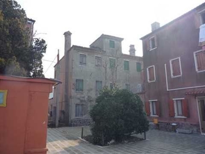 Casa indipendente in Vendita in a Venezia