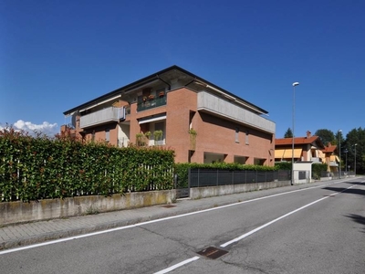 Garage / posto auto in vendita a Ponte San Pietro Bergamo Locate