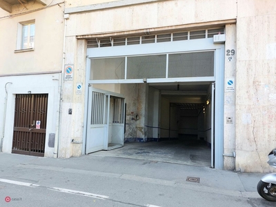 Garage/Posto auto in Vendita in Via San Giuseppe Benedetto Cottolengo 29 a Torino