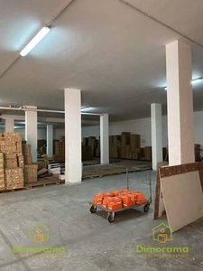 magazzino-laboratorio in vendita a Sant'Antimo
