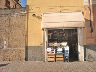 Negozio/Locale commerciale in Vendita in Via Natale Gallino 22 a Genova