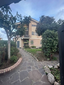 villa in affitto a Roma
