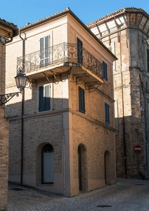 Villa in vendita a Montelupone