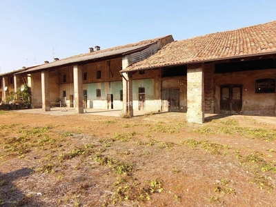 Casa di campagna Cremosano, Cremona