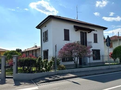 villa in vendita a Bulgarograsso