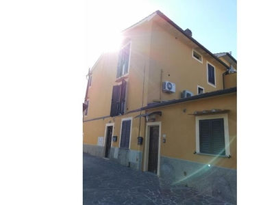 Bilocale in vendita a Prato, Zona Fontanelle, Via del Palasaccio 4