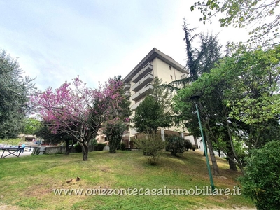 Appartamento in Vendita a Ascoli Piceno, zona Monticelli, 149'000€, 125 m²