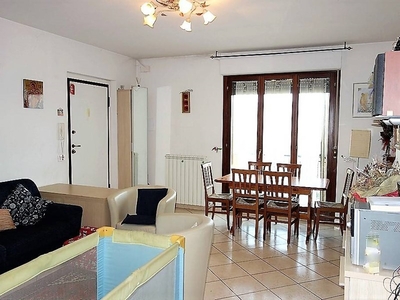 Appartamento in Vendita a Fermo, zona Contrada Ete Caldarette, 149'000€, 95 m²