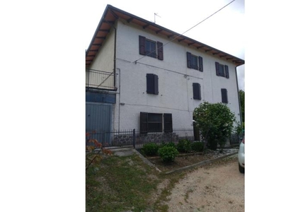 Appartamento in vendita a Castiglione dei Pepoli, Frazione Lagaro, Via Casoni 66