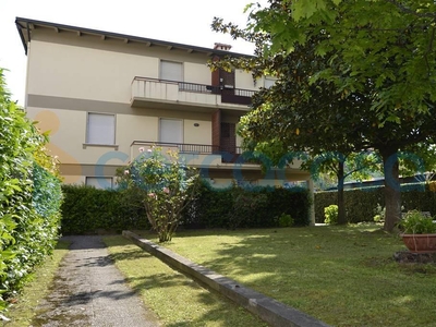 Appartamento Trilocale in ottime condizioni, in vendita in Via Del Bravin 8, Montignoso