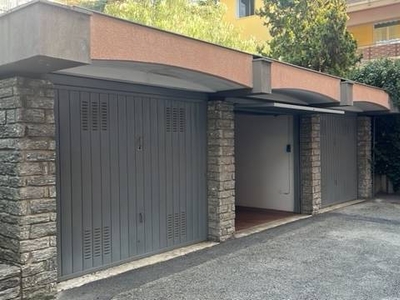 Box / Garage in vendita a Bordighera