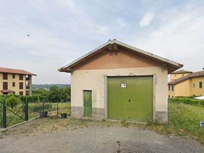 Box / Garage in vendita a Castello di Brianza - Zona: Brianzola