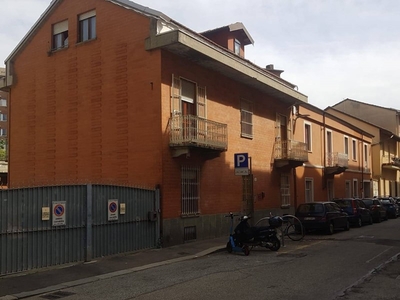 Box in Vendita a Torino, zona Cenisia, 30'000€, 26 m²