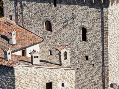 Casa a Gubbio con piscina, giardino e barbecue