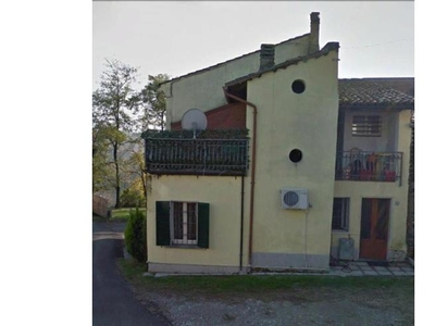 Casa indipendente in vendita a Montù Beccaria, Frazione Casotti