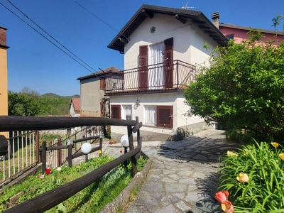 Casa indipendente in vendita, Gavi pratolungo