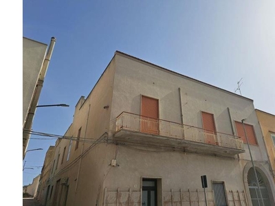 Casa indipendente in vendita a Marsala, via favignana 1