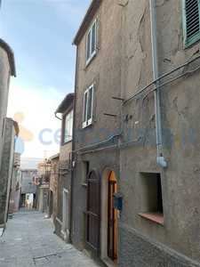 Casa singola in ottime condizioni, in vendita in Via Genova 29, Cinigiano