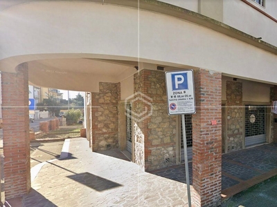 Immobile commerciale in Vendita a Pisa, 110'000€, 75 m²
