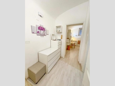 Monolocale in Affitto a Roma, 900€, 40 m², arredato