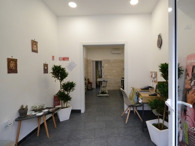 Negozio / locale commerciale di 31 m² in Genova