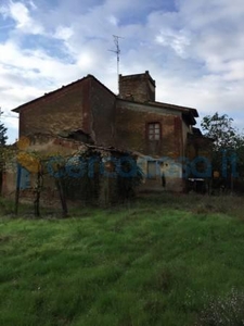 Rustico casale da ristrutturare, in vendita in Via Di Montelupo, Montespertoli