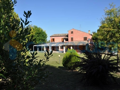 Rustico casale in vendita a Montegiorgio