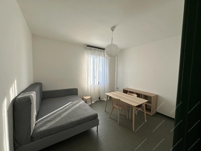 Trilocale in Affitto a Milano, 1'600€, 70 m²