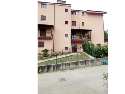 Appartamento in vendita a Mangone, Frazione Piano Lago, Via froli 2