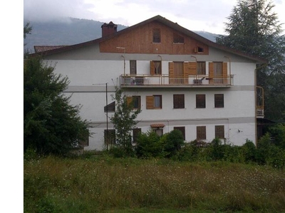 Trilocale in vendita a Tagliacozzo, Frazione Villa San Sebastiano Nuova