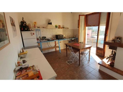 Appartamento in vendita a Sarzana, Frazione Marinella Di Sarzana, Via dei Molini 92
